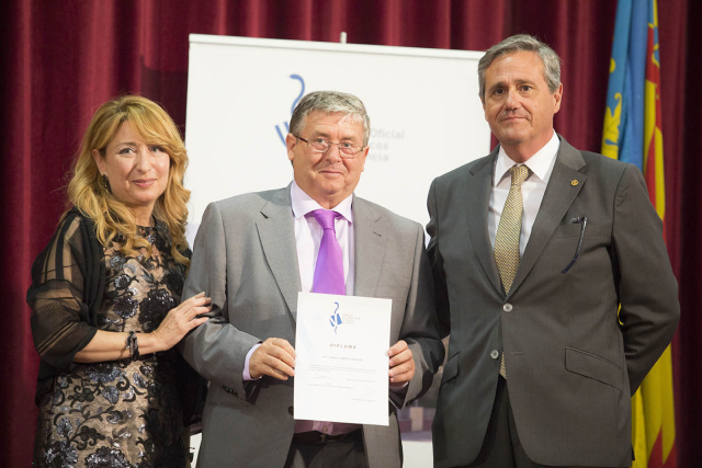 YVLEJ5KHZLABNIUKMCW8