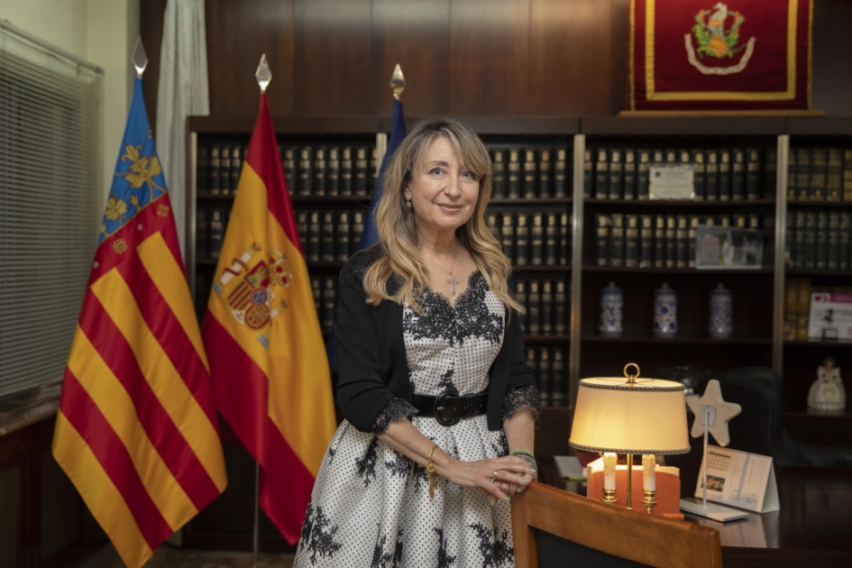 Dra. Dª. Mercedes Hurtado Sarrió